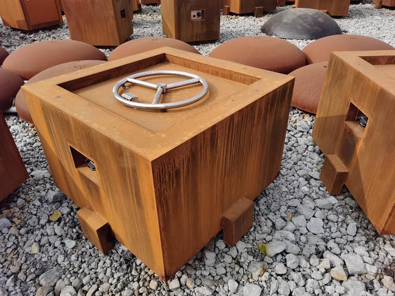 <h3>11 Best Gas Fire Pits to Transform Your Patio - Heavy.com</h3>
